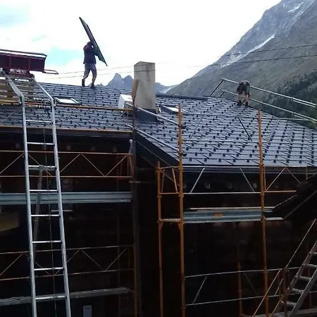 Les Ecureuils * Arolla